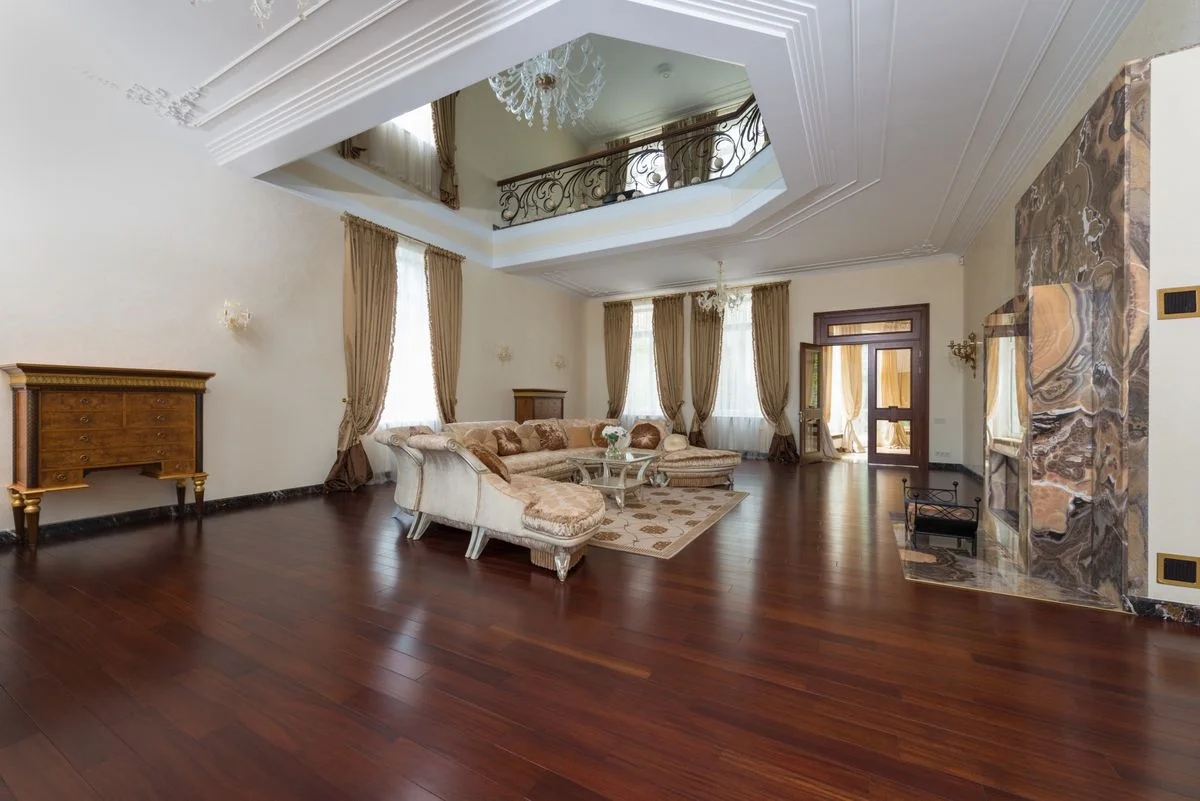 traditional interior reference